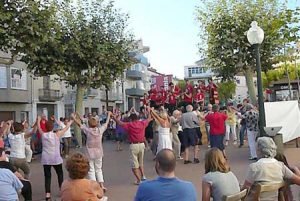 Cobla Empordanesa a la plaça Quintana i Combis